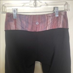 Lululemon reversible cropped leggings